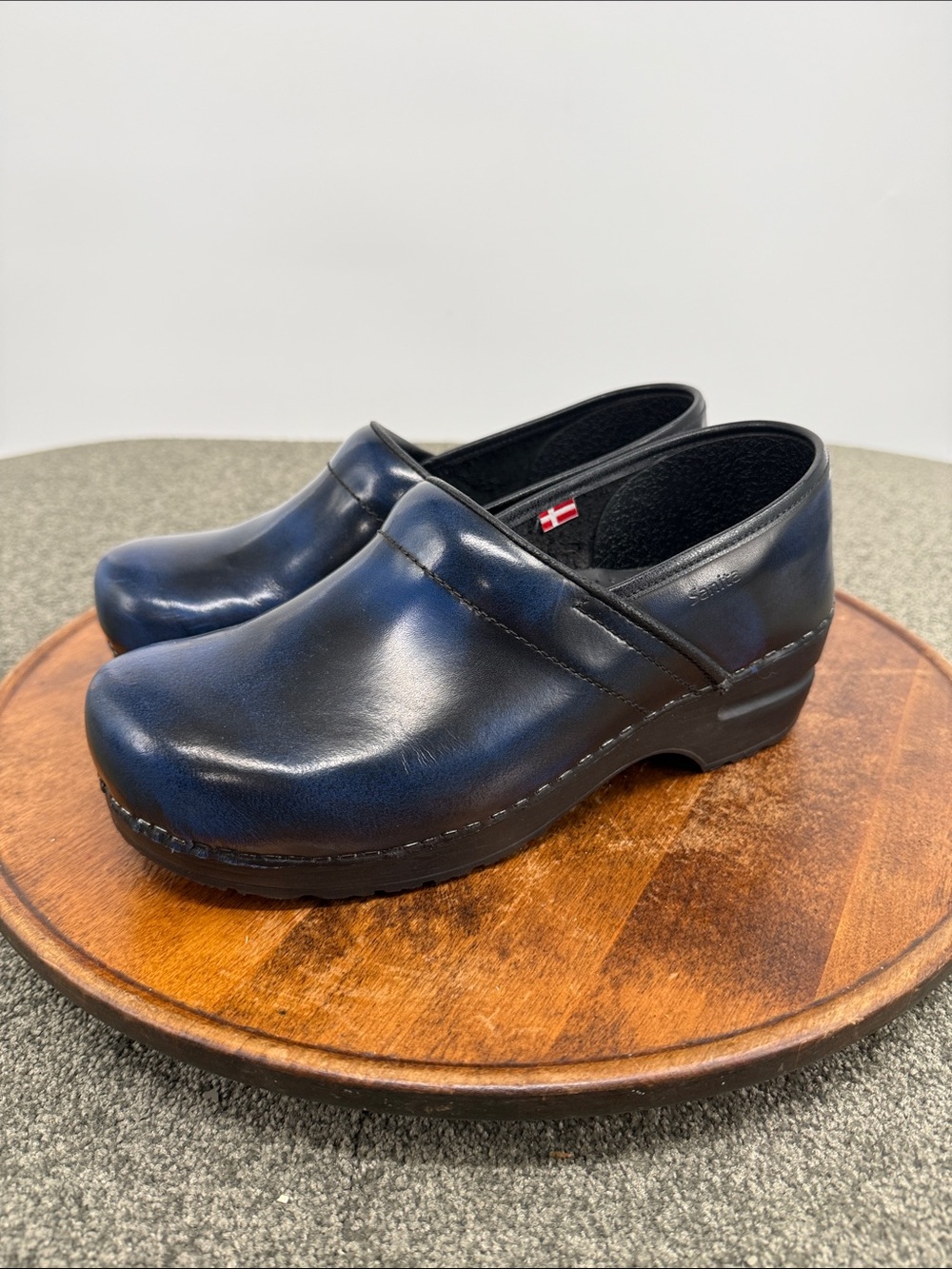 Sanita Shoes Wm 40 US 9 Blue Leather Slip-On Clogs Nursing Professional Slip On